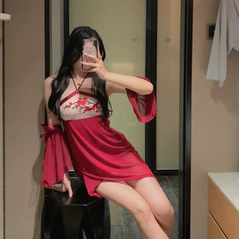 Пикантная традиционная ночная рубашка для невесты в китайском стиле, женское белье, шифоновая прозрачная вышивка, ретро юбка ханьфу, классический костюм для косплея
Пикантная традиционная ночная рубашка для невесты в китайском стиле, женское белье, шифоновая прозрачная вышивка, ретро юбка ханьфу, классический костюм для косплея