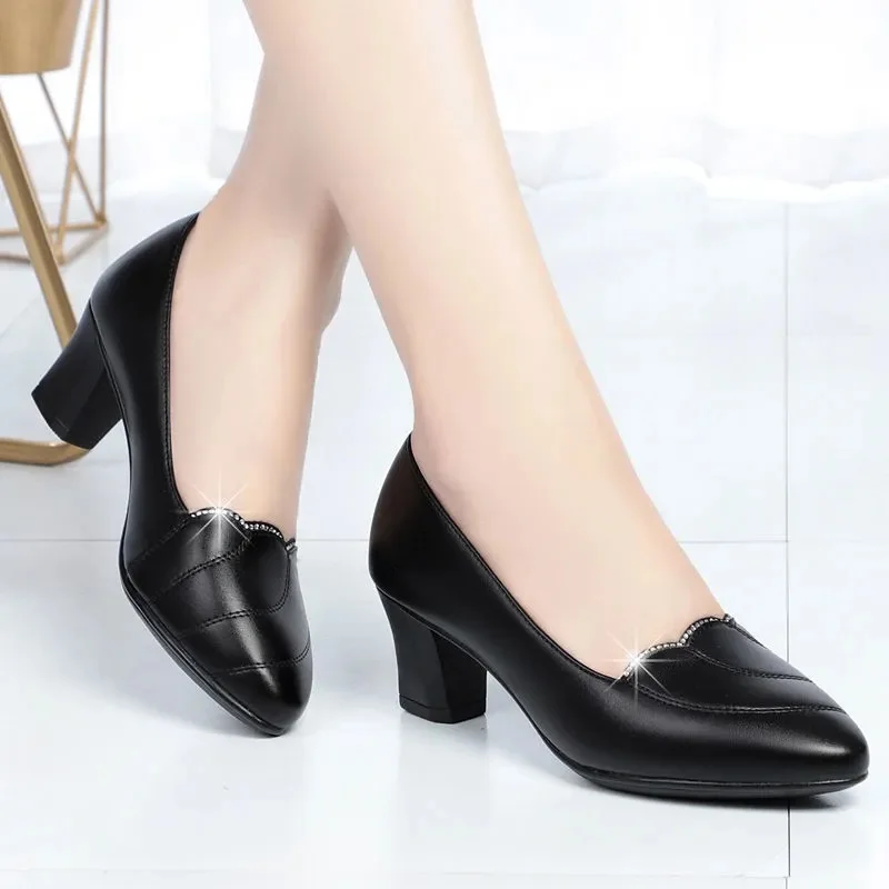 Sapatos Femininas Women Cute Round Toe Light Weight Spring Slip on Square Heel Shoes for Party & Office Lady Cool Shoes F6665c
Sapatos Femininas Women Cute Round Toe Light Weight Spring Slip on Square Heel Shoes for Party & Office Lady Cool Shoes F6665c
