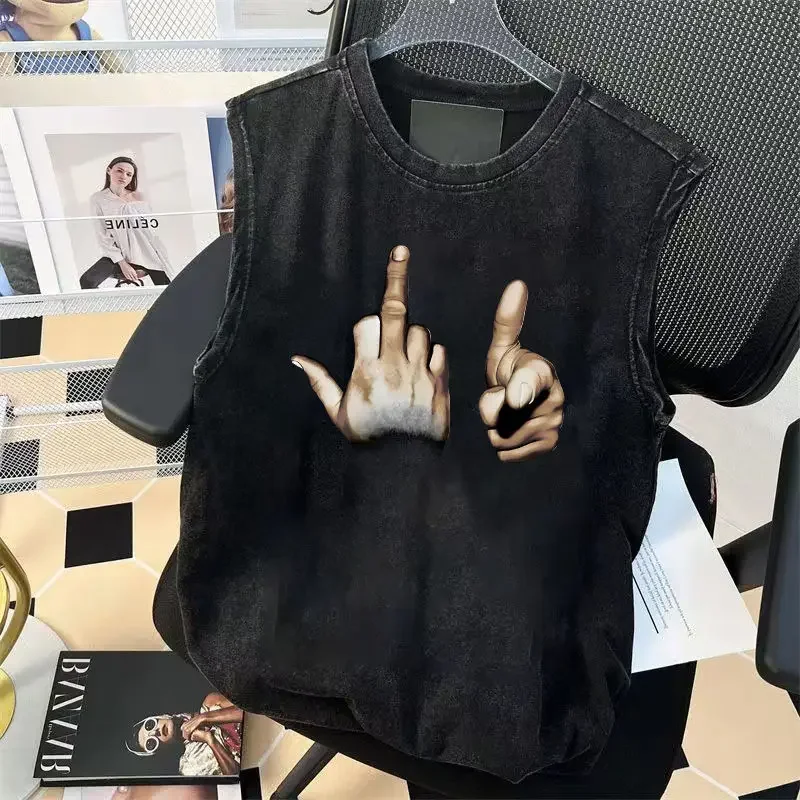 American High Street Fashion Loose Cotton Vest Men Women Sleeveless T-shirts Washed To Make Old Ins Personalized Trendy Wild Top
American High Street Fashion Loose Cotton Vest Men Women Sleeveless T-shirts Washed To Make Old Ins Personalized Trendy Wild Top