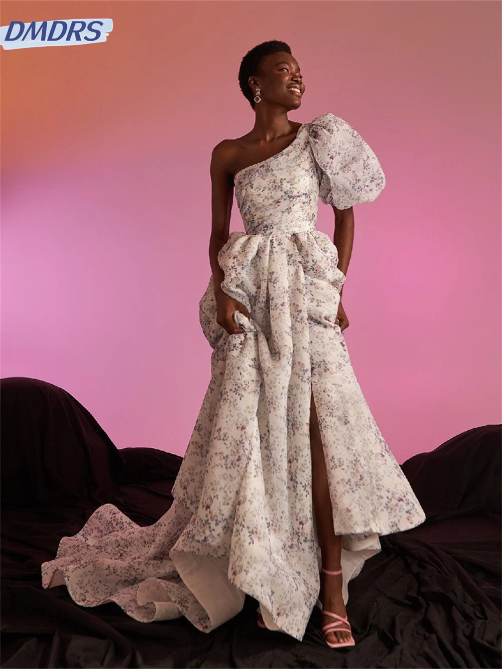 Classic One Shoulder Sweetheart Dress 2024 Elegant White Printed Floor Length Gown Fashion Party Gowns Vestidos De Novia 
Classic One Shoulder Sweetheart Dress 2024 Elegant White Printed Floor Length Gown Fashion Party Gowns Vestidos De Novia