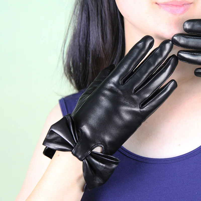 2023 Winter Autumn Korean Fashion Bow Women's Black Soft Leather Sheepskin Women's Warm Gloves
2023 Winter Autumn Korean Fashion Bow Women's Black Soft Leather Sheepskin Women's Warm Gloves
