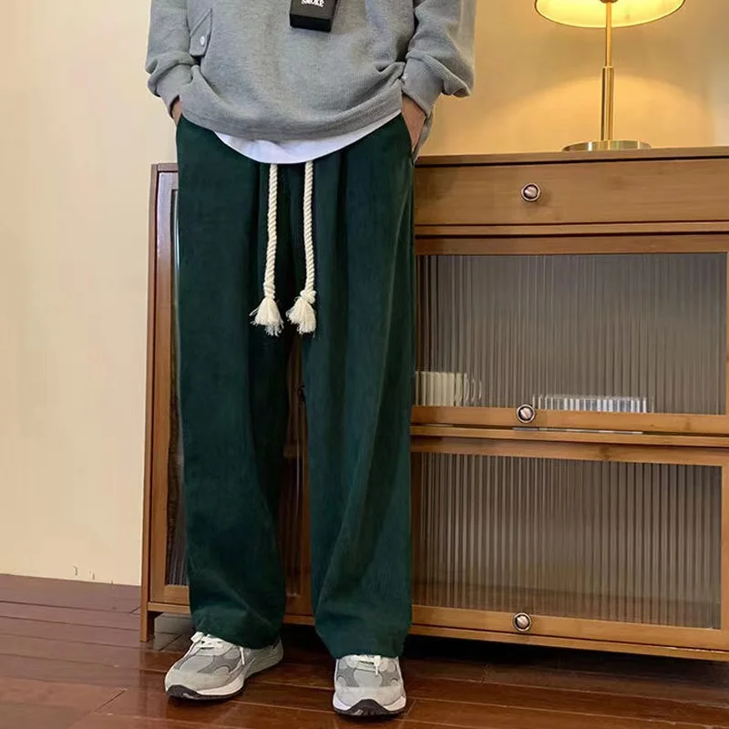 2022 Men's Fashion Trend Corduroy Fabric Loose Casual Pants Streetwear Sports Sweatpants Black/green/grey Color Trousers M-3XL
2022 Men's Fashion Trend Corduroy Fabric Loose Casual Pants Streetwear Sports Sweatpants Black/green/grey Color Trousers M-3XL