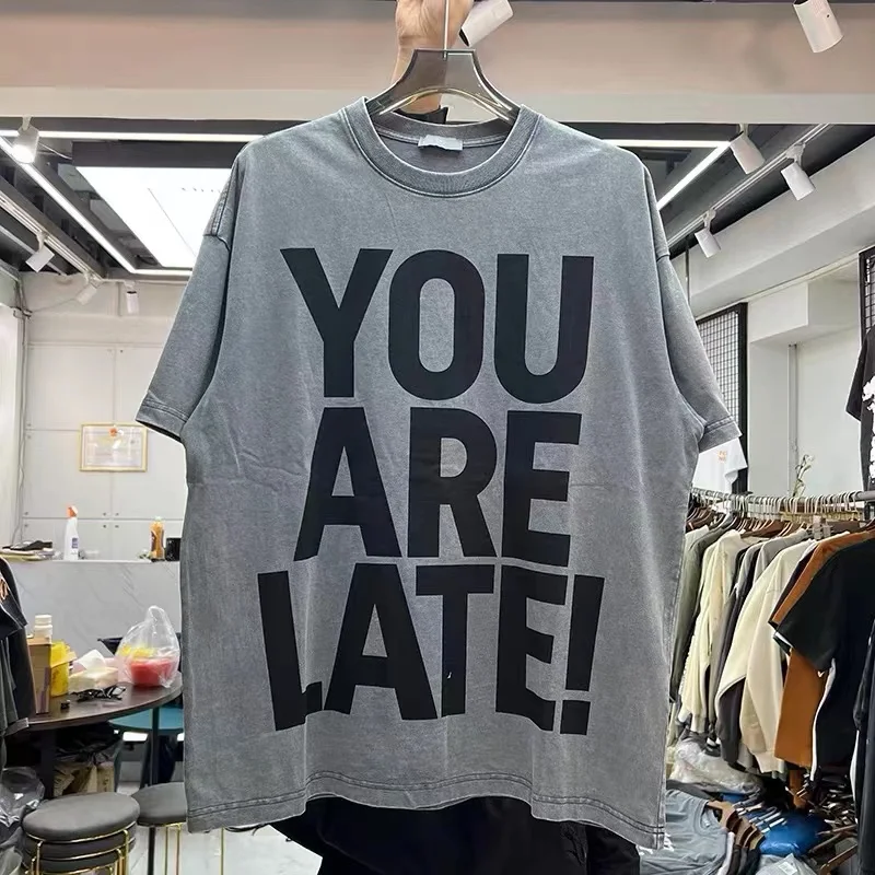 Heavy retro wash ash high-order lettering printed round-necked short-sleeved t-shirt
Heavy retro wash ash high-order lettering printed round-necked short-sleeved t-shirt