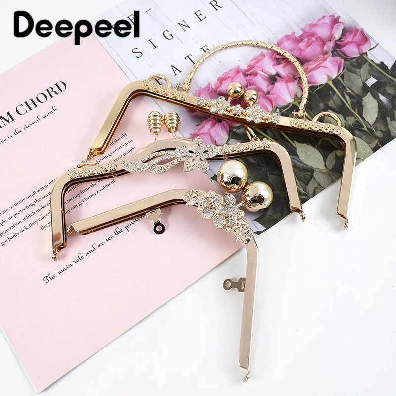 1Pc Deepeel Retro Square Embossed Bag Handles Metal Handmade Sewing Brackets Kiss Clasp Handbag Purse Frame Handle Accessories
1Pc Deepeel Retro Square Embossed Bag Handles Metal Handmade Sewing Brackets Kiss Clasp Handbag Purse Frame Handle Accessories
