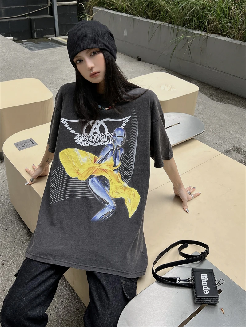 SAINT MICHAEL joint Monroe robot graffiti washed old vintage short-sleeved American casual loose oversized T-shirt men and women
SAINT MICHAEL joint Monroe robot graffiti washed old vintage short-sleeved American casual loose oversized T-shirt men and women