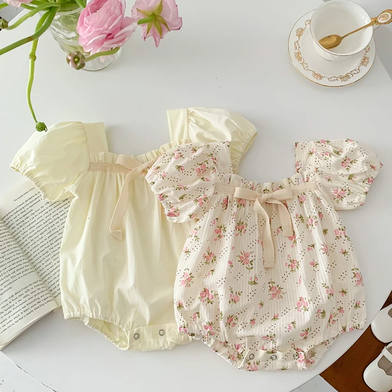 Summer Children Clothes 0-3Yrs Toddler Baby Girl Romper Short Sleeved Cotton Floral Printing Infant Baby Girls Jumpsuit
Summer Children Clothes 0-3Yrs Toddler Baby Girl Romper Short Sleeved Cotton Floral Printing Infant Baby Girls Jumpsuit