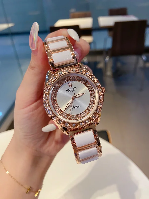 

New Fashion Women Men Quartz Watch Mens Women Watches Luxury Classic Retro Big diamond Wristwatches