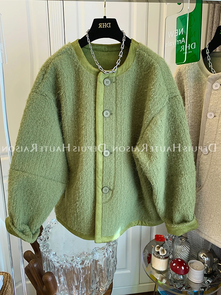 Korean Knit Cardigan Sweaters Woman Autumn Winter Button Up Casual Sweater Animal Wool CoatShort Tops Jacket
Korean Knit Cardigan Sweaters Woman Autumn Winter Button Up Casual Sweater Animal Wool CoatShort Tops Jacket