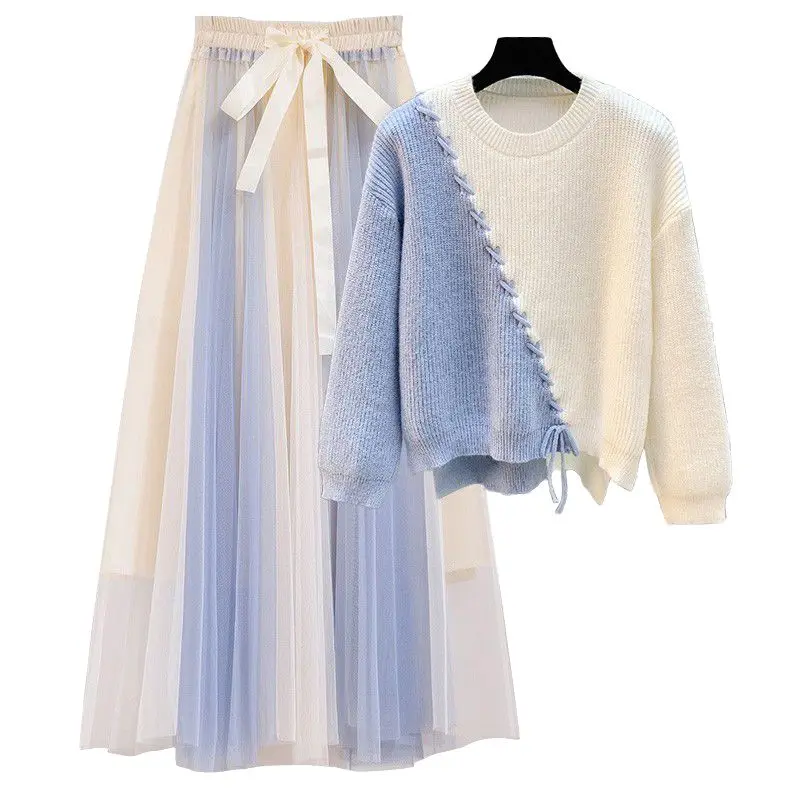 2023 New Autumn and Winter Women's Set Korean Edition High Grade Spliced Knitted Sweater Women's Slim Half Skirt Two Piece Set
2023 New Autumn and Winter Women's Set Korean Edition High Grade Spliced Knitted Sweater Women's Slim Half Skirt Two Piece Set