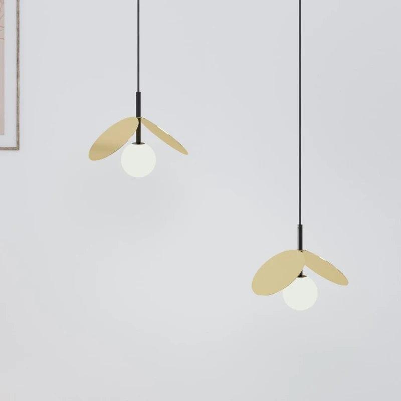 French luxury designer chandelier creative art ball restaurant bar model room bathroom bedroom bedside lamp
French luxury designer chandelier creative art ball restaurant bar model room bathroom bedroom bedside lamp