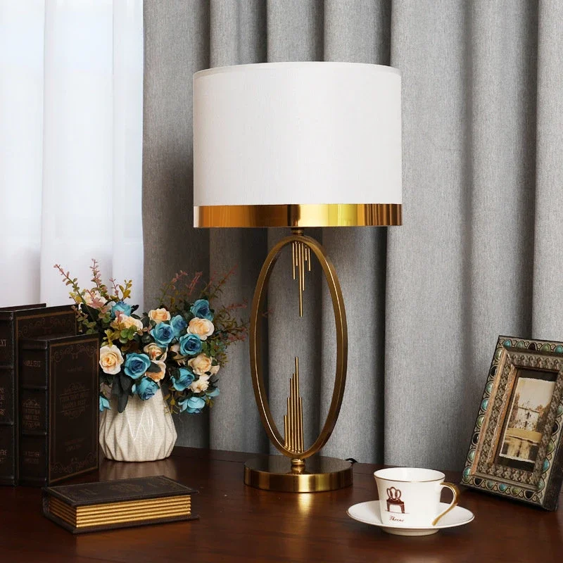 Table Lamp Modern E27 Standing Light Nordic Home Decoration Bedroom Bedside Golden Wrought Iron Living Room Study Light Fixtures
Table Lamp Modern E27 Standing Light Nordic Home Decoration Bedroom Bedside Golden Wrought Iron Living Room Study Light Fixtures
