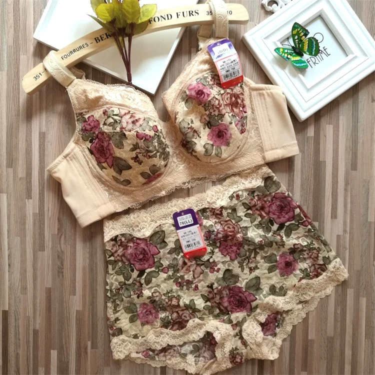Сексуальное Кружевное женское нижнее белье, размеры B, C, D, E, F, бюстгальтер с чашкой 80-110, дышащее женское нижнее белье, трусики, трусы
Сексуальное Кружевное женское нижнее белье, размеры B, C, D, E, F, бюстгальтер с чашкой 80-110, дышащее женское нижнее белье, трусики, трусы