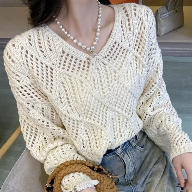 Spring Autumn Women's Sweater Korean Style Loose Hollow Out Knitted Jumpers Ladies All-Match V-Neck Casual Pullover Top
Spring Autumn Women's Sweater Korean Style Loose Hollow Out Knitted Jumpers Ladies All-Match V-Neck Casual Pullover Top