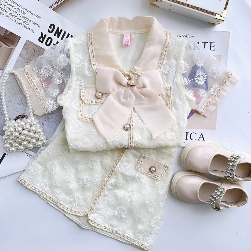 2024New Girls' Summer Suits Bow Short-Sleeved Top Fashionable Shorts Two-Piece Set-WSNY
2024New Girls' Summer Suits Bow Short-Sleeved Top Fashionable Shorts Two-Piece Set-WSNY