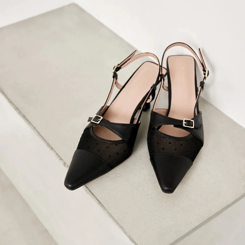 Spliced Mesh Women Shoes Feminino Sexy Pointed Toe Sandals Ankle Buckle Zapatos Mujer Summer with Back Empty Chaussure Femme
Spliced Mesh Women Shoes Feminino Sexy Pointed Toe Sandals Ankle Buckle Zapatos Mujer Summer with Back Empty Chaussure Femme