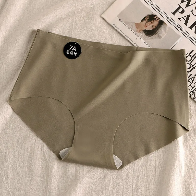 3pcs Seamless Panties Women Sexy Underwear Ice Silk Underpants Mid Waist Female Soft Solid Ultra-thin Briefs Fitness Yoga Pantys 14 S47528c45e659493fbc5ad07e04bf96b26
