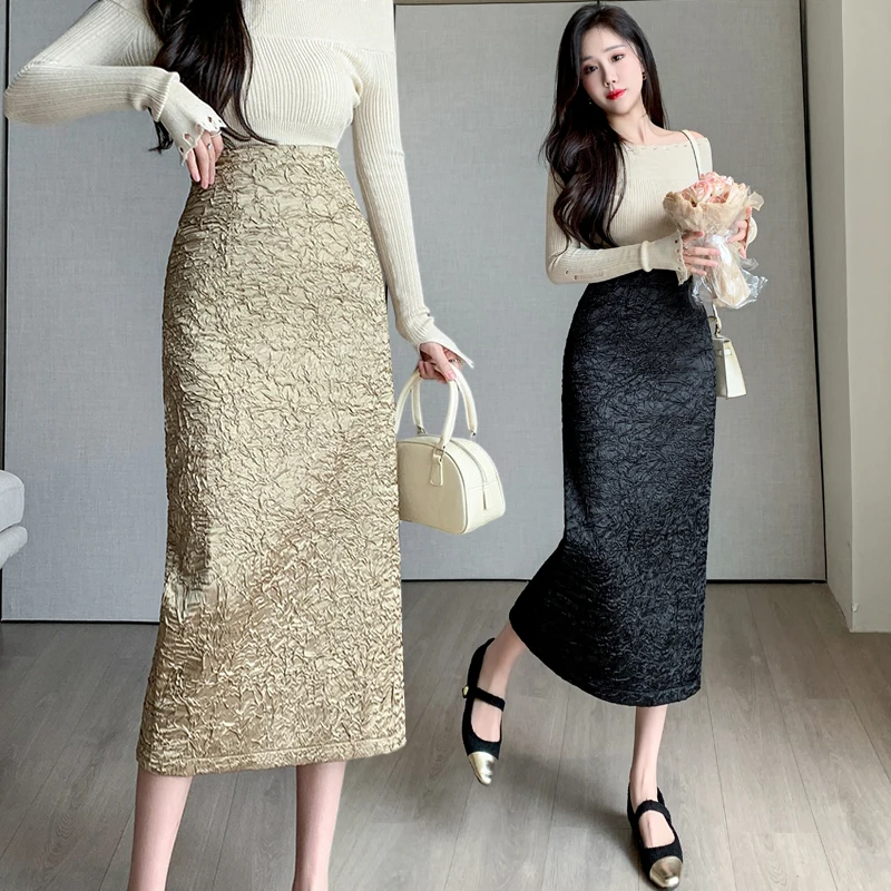 

Texture Long Black Apricot Skirt For Women 2024 Winter Metallic High Fashion A Line Glitter Slit Midi Skirt Designer Clothes