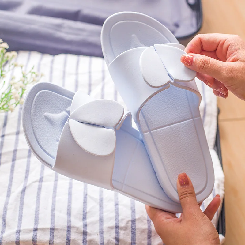 Creative Folding Slippers Women Business Travel Lightweight Portable Sandals Home Comfort EVA Flat Shoes Summer
Creative Folding Slippers Women Business Travel Lightweight Portable Sandals Home Comfort EVA Flat Shoes Summer