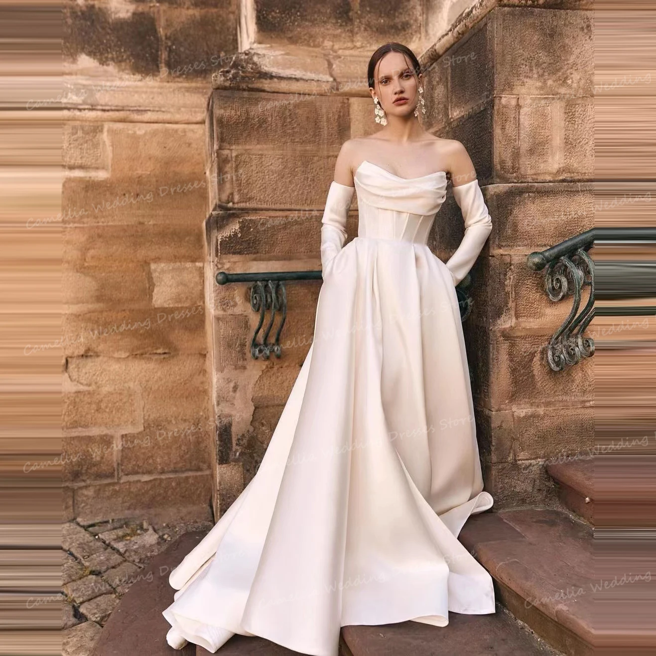 

Luxury 2024 Sleeveless Wedding Dresses A Line Sexy Strapless Backless Pleat Satin Women's Bridal Gowns Elegant Vestidos de novia