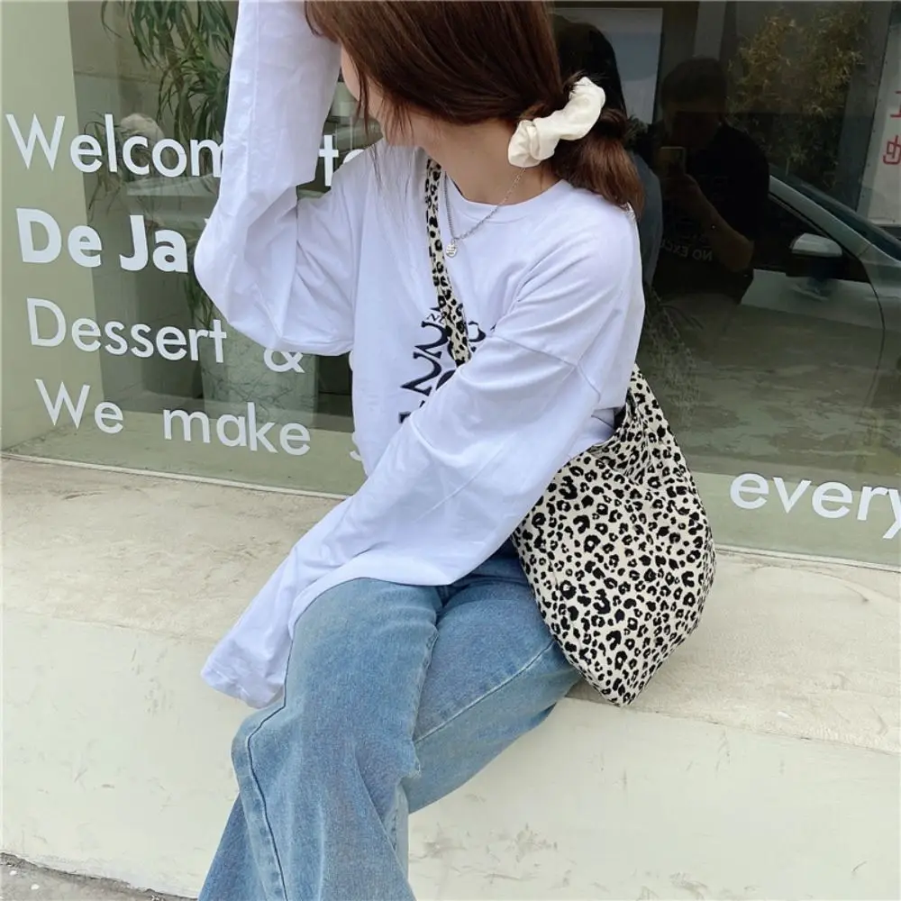 Printed Floral Canvas Bag Portable Flower Stripe Print Cloth Bag Crossbody Bag Tote Bag Canvas Shoulder Bag Women
Printed Floral Canvas Bag Portable Flower Stripe Print Cloth Bag Crossbody Bag Tote Bag Canvas Shoulder Bag Women