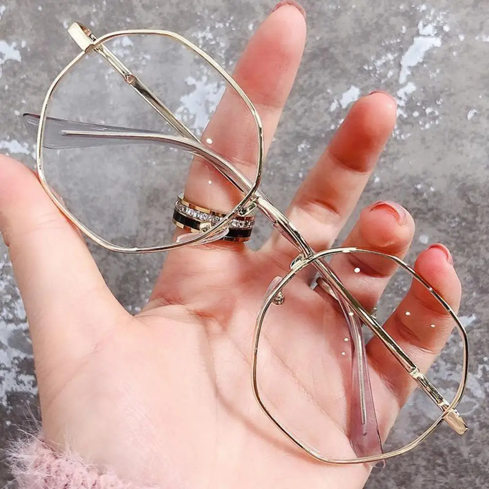 Flexible Frames Anti-blue Light Spectacles Stylish Blue Light Blocking Glasses with Octagon for Unisex for Bluelight for Reduce
Flexible Frames Anti-blue Light Spectacles Stylish Blue Light Blocking Glasses with Octagon for Unisex for Bluelight for Reduce