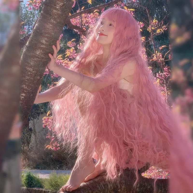 

Женский парик Mori Pink длиной 1 метр, длинные вьющиеся волосы, волосы с темными цветами, розовые волосы на всю голову для косплея девушки в стиле "Лолита", водная фотография