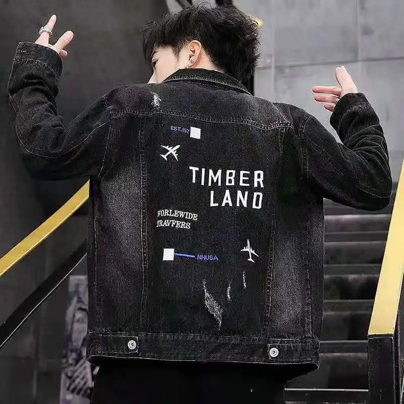 High Quality Men’s Classic Style Denim Coat,Cool Embroidery Decors Casual Jackets,Hard Wash Street Fashion Sexy Denim Jacket;
High Quality Men’s Classic Style Denim Coat,Cool Embroidery Decors Casual Jackets,Hard Wash Street Fashion Sexy Denim Jacket;
