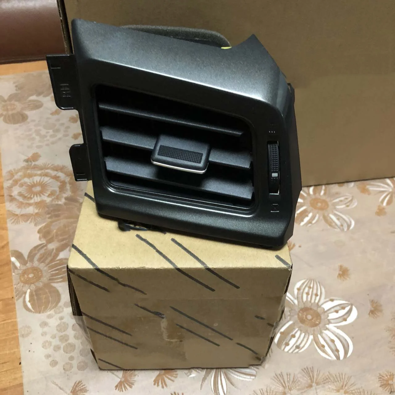 Armrest box bottom pad center dash adjuster connector To yo ta RA V4 Dashboard No. 4 Adjuster Assembly Upper instrument panel su
Armrest box bottom pad center dash adjuster connector To yo ta RA V4 Dashboard No. 4 Adjuster Assembly Upper instrument panel su