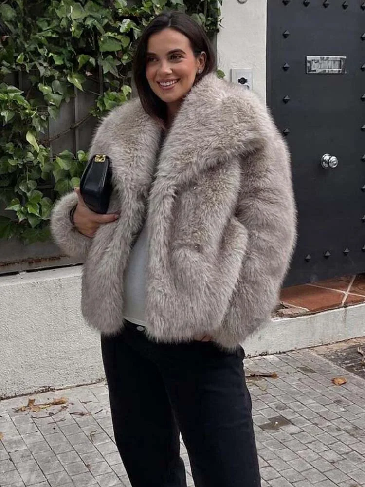 Faux Fur Cropped Jackets for Women Coats Thick Warm Soft Jacket Woman 2024 Long Sleeve Casual Winter Coat In New Outerwear 
Faux Fur Cropped Jackets for Women Coats Thick Warm Soft Jacket Woman 2024 Long Sleeve Casual Winter Coat In New Outerwear