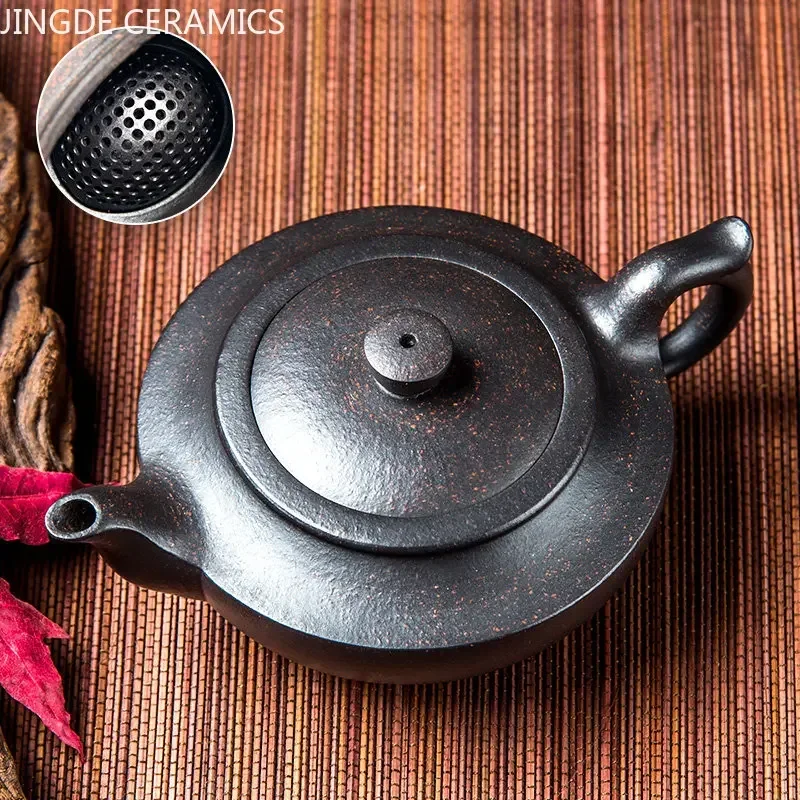 Chinese Yixing Purple Clay Teapot Handmade Ball Hole Filter Tea Pot Raw Ore Zisha Tea Set Customized Beauty Tea Maker 180ml
Chinese Yixing Purple Clay Teapot Handmade Ball Hole Filter Tea Pot Raw Ore Zisha Tea Set Customized Beauty Tea Maker 180ml