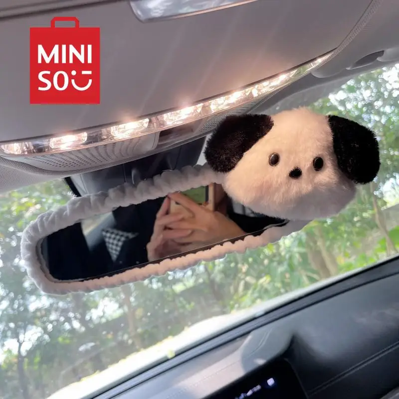 Автомобильное зеркало заднего вида Sanrio, зеркало заднего вида, плюшевый защитный чехол, милый мультяшный набор аксессуаров для украшения интерьера автомобиля
Автомобильное зеркало заднего вида Sanrio, зеркало заднего вида, плюшевый защитный чехол, милый мультяшный набор аксессуаров для украшения интерьера автомобиля