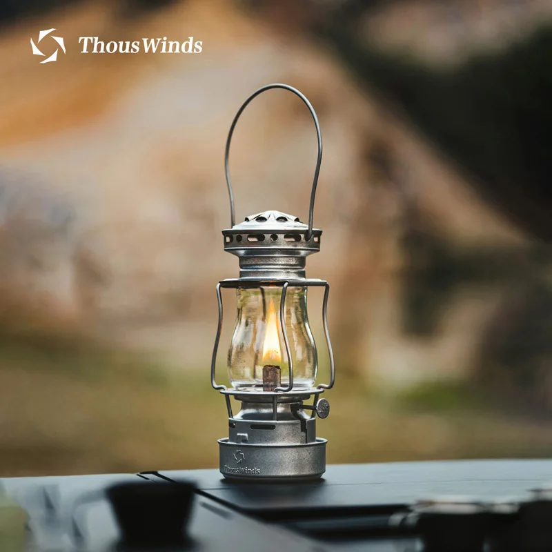 Туристический портативный фонарь Thous Wind сумерки, лампа с эмоциями в стиле ретро для кемпинга, рюкзак для пикника, палатка, товары для кемпинга
Туристический портативный фонарь Thous Wind сумерки, лампа с эмоциями в стиле ретро для кемпинга, рюкзак для пикника, палатка, товары для кемпинга