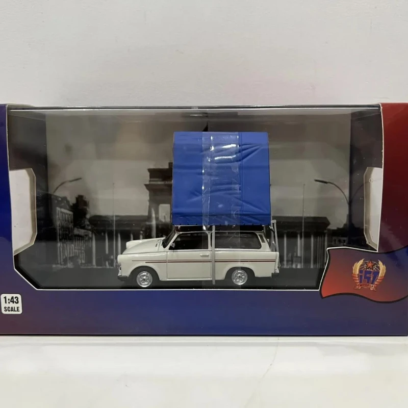 

1:43 1980 Trabant 601S Universal Camping High Simulation Diecast Car Metal Alloy Model Car Children's toys collection gifts