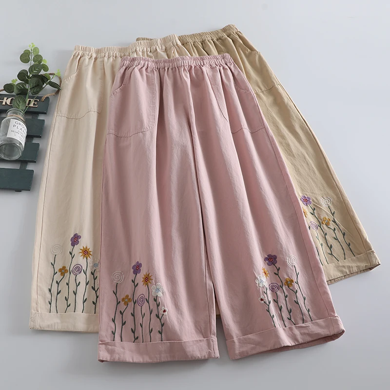 Summer New Sweet Embroidered Wide Leg Pants Women Elastic Waist Ankle-Length Pants 823-357
Summer New Sweet Embroidered Wide Leg Pants Women Elastic Waist Ankle-Length Pants 823-357