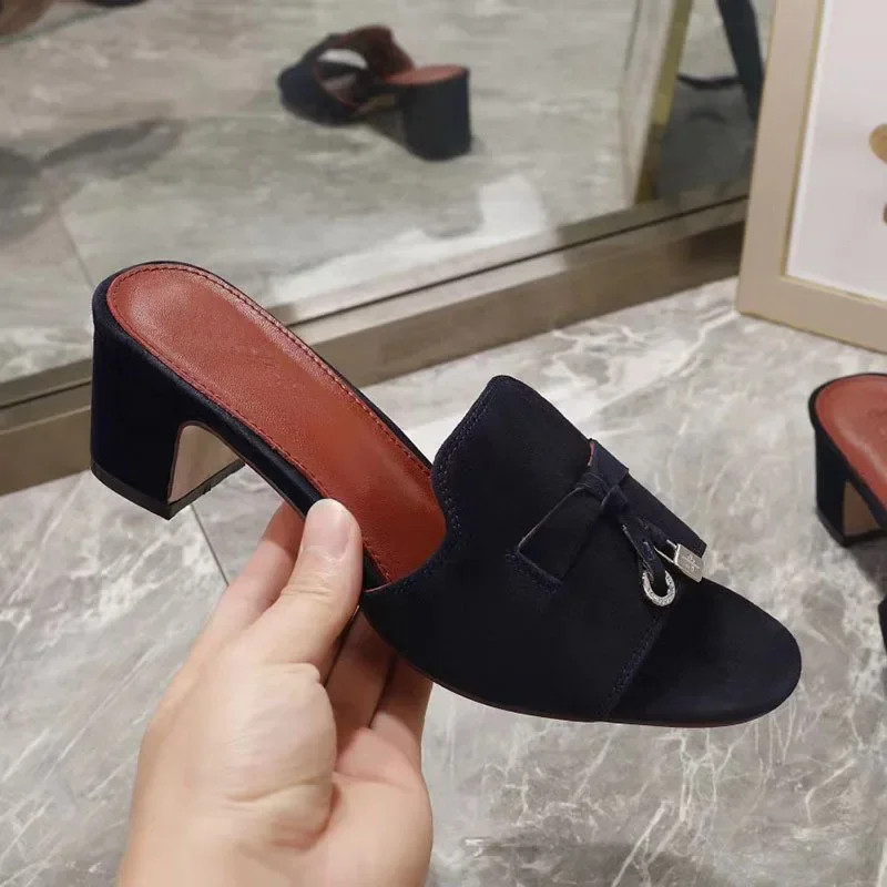 Summer Party Dark Blue Elegant Slingbacks Square Heel Shoes Women Round Toe Suede Metal Ornament Shallow Mouth High Heeled Shoes 
Summer Party Dark Blue Elegant Slingbacks Square Heel Shoes Women Round Toe Suede Metal Ornament Shallow Mouth High Heeled Shoes