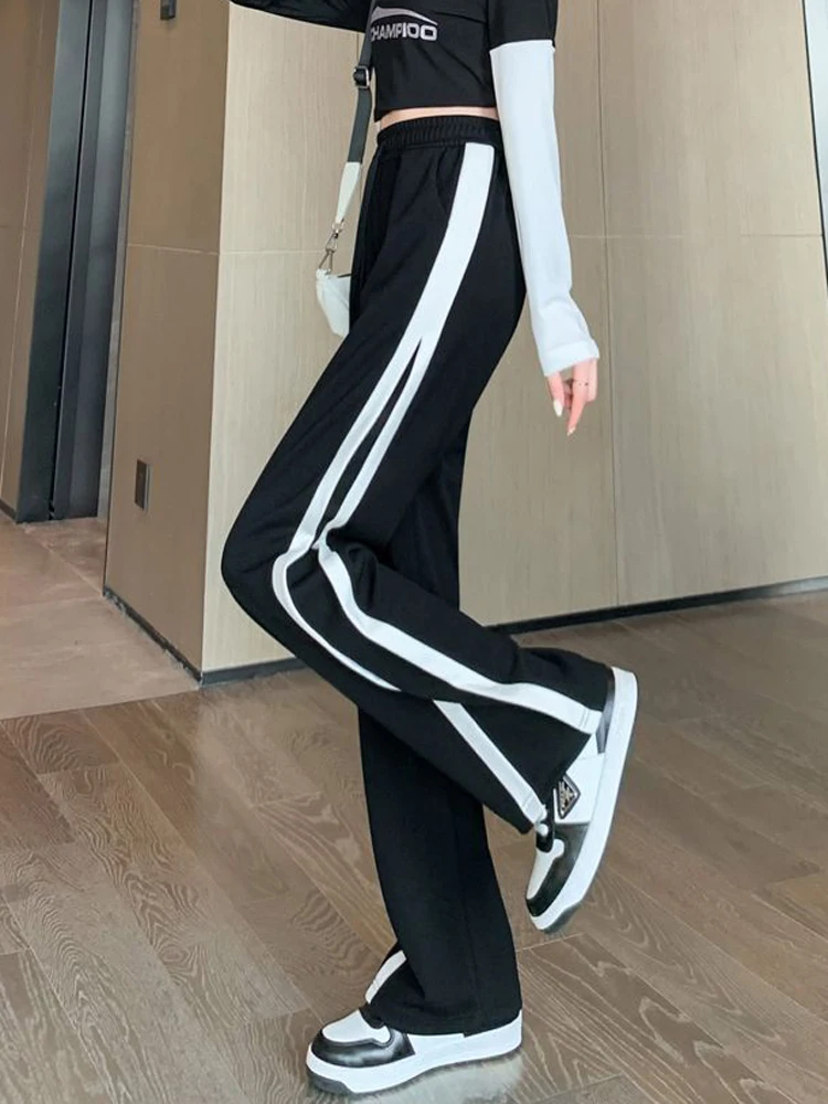 Zoki High Waist Striped Sweatpants Women Spring Preppy Style Wide Leg Pants Korean Fashion Loose Female Lace Up Casual Trousers
Zoki High Waist Striped Sweatpants Women Spring Preppy Style Wide Leg Pants Korean Fashion Loose Female Lace Up Casual Trousers