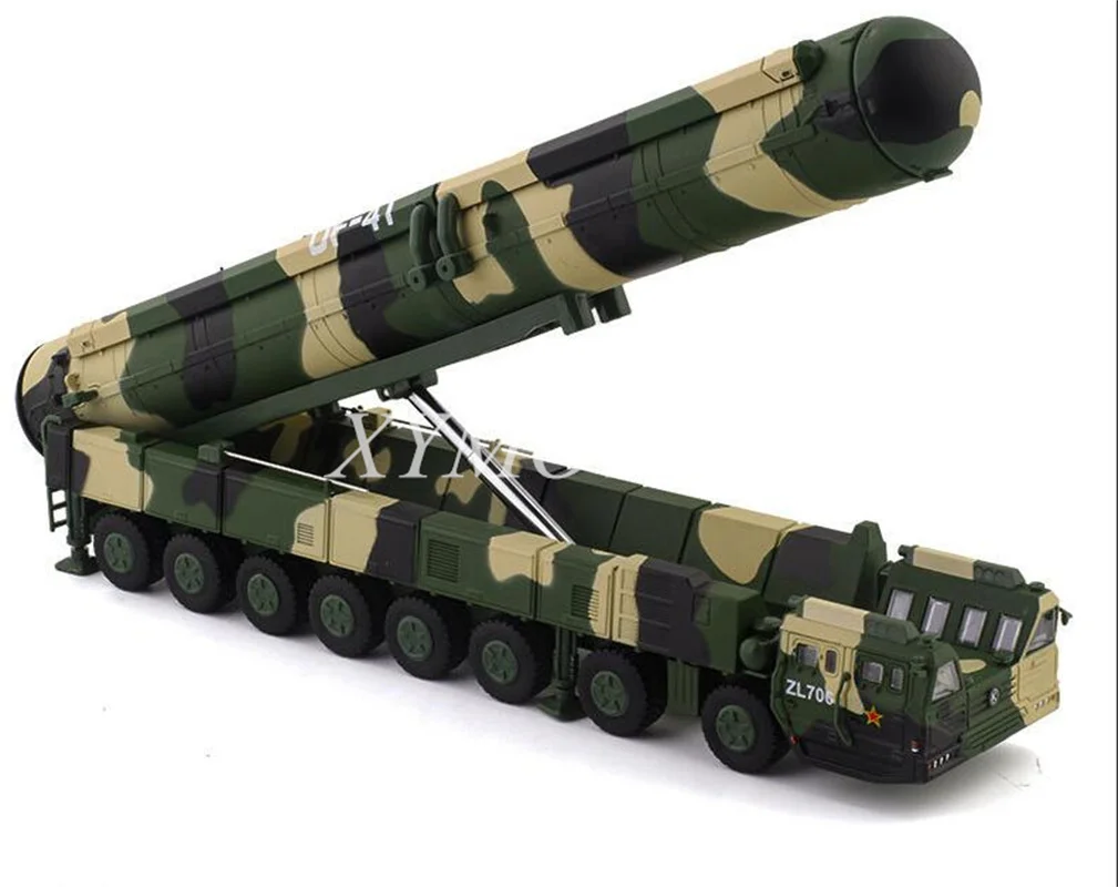 KDW 1/82 Dongfeng 41 DF41 ракетный пусковой автомобиль военная модель литая автомобиля
KDW 1/82 Dongfeng 41 DF41 ракетный пусковой автомобиль военная модель литая автомобиля