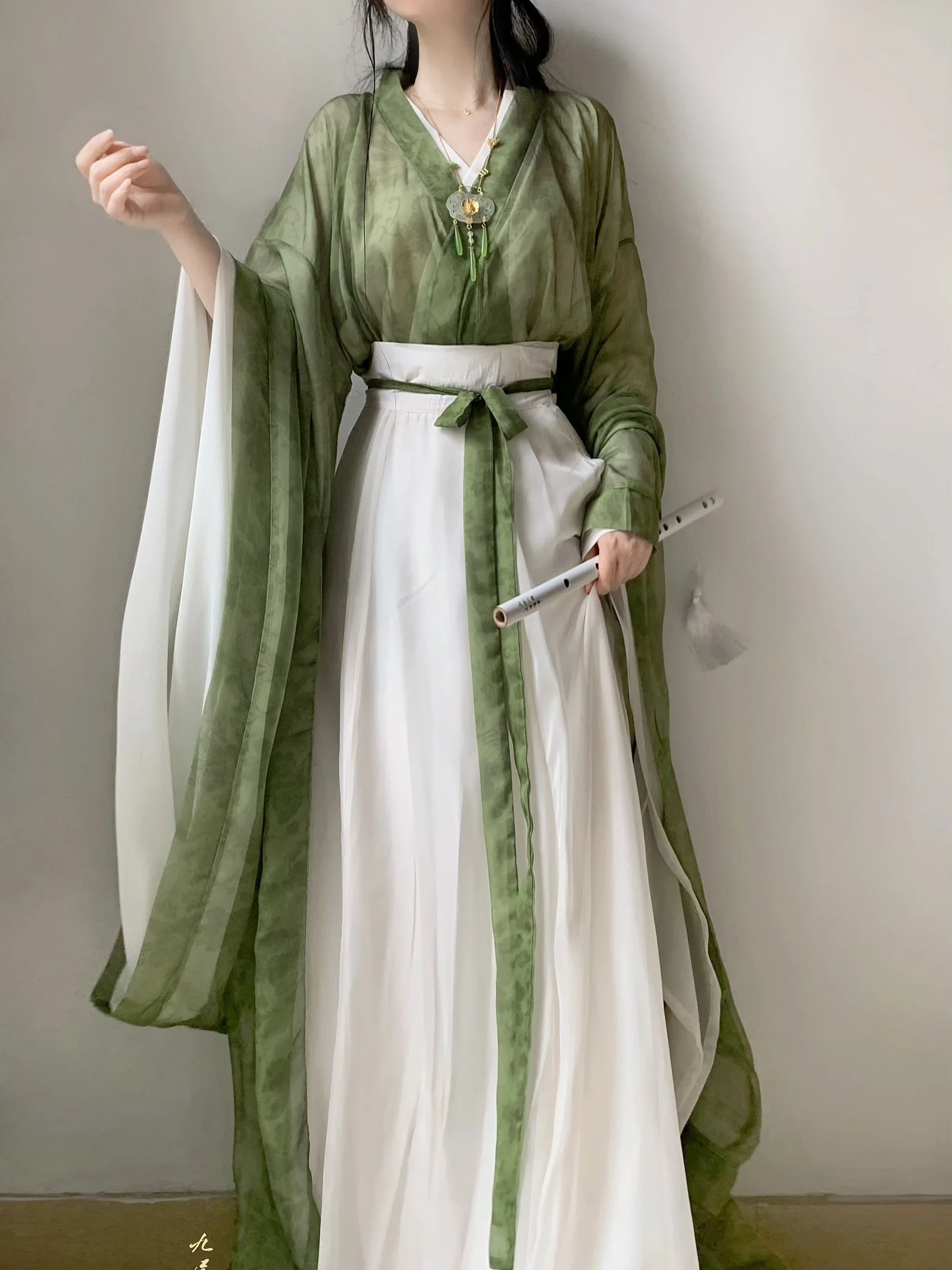 Зеленое женское платье Hanfu, старинная Женская фотосессия, летнее платье Hanfu, китайский традиционный ханьфу XL
Зеленое женское платье Hanfu, старинная Женская фотосессия, летнее платье Hanfu, китайский традиционный ханьфу XL