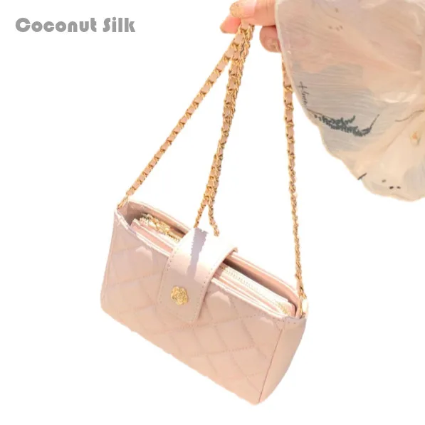 

CoCoS 2024 New Temperament Women's Bag Sakura Pink Diamond Grid Texture Chain Bag Single Shoulder Bag Crossbody Bag Handbag