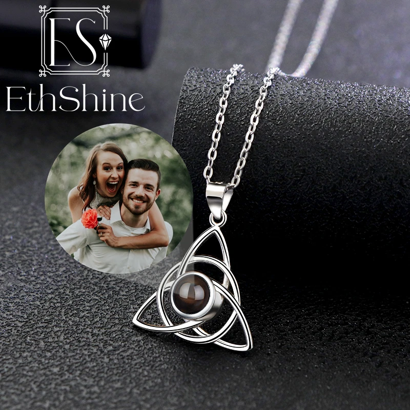 925 Sterling Silver Custom Photo Projection Necklace Triangle Pendant Necklace for Women Valentines Day Christmas Birthday Gifts
925 Sterling Silver Custom Photo Projection Necklace Triangle Pendant Necklace for Women Valentines Day Christmas Birthday Gifts