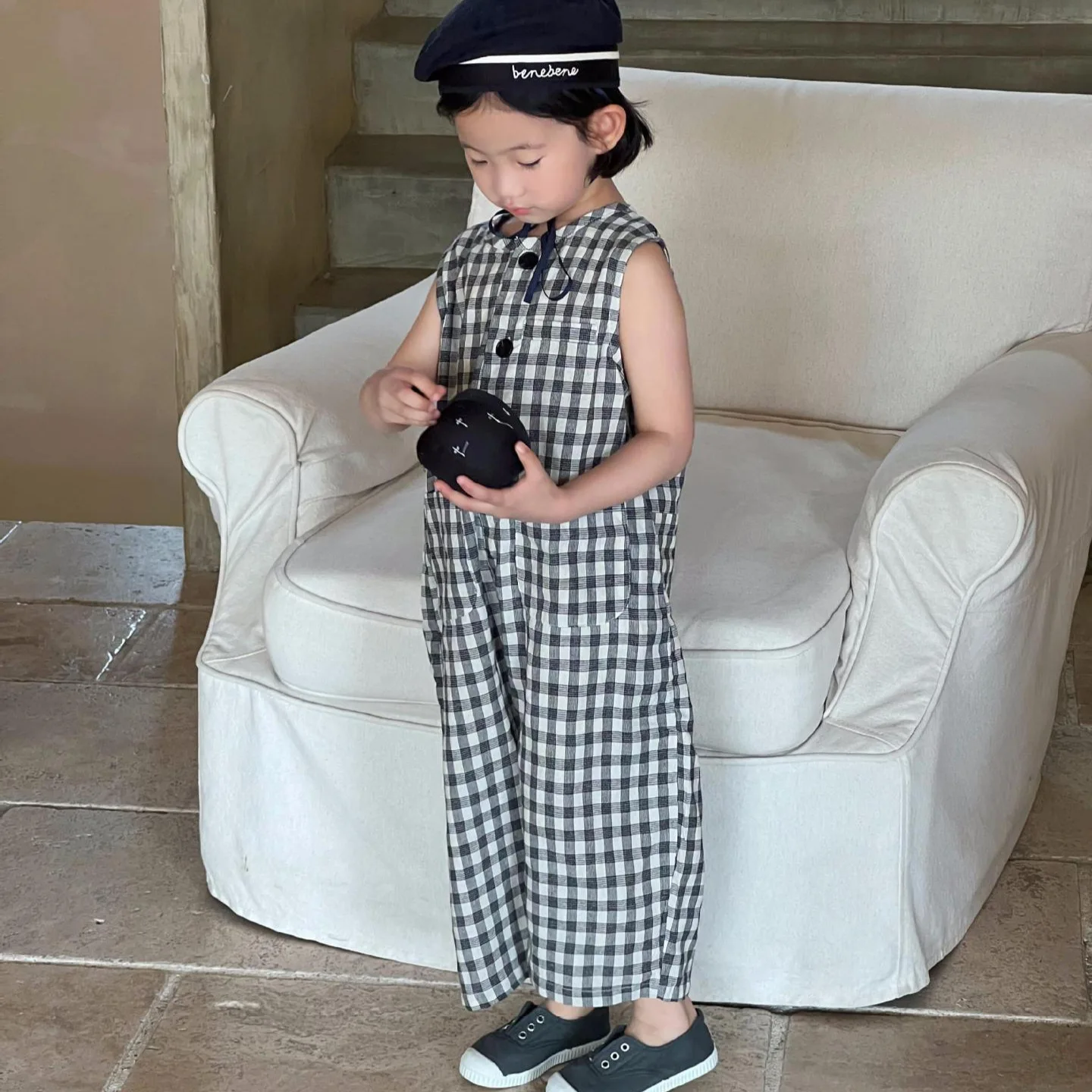 Jumpsuit Korean Childrens Clothing Summer New Children Trousers Girls Lattice Cotton Loose Lazy 2024 Round Collar
Jumpsuit Korean Childrens Clothing Summer New Children Trousers Girls Lattice Cotton Loose Lazy 2024 Round Collar