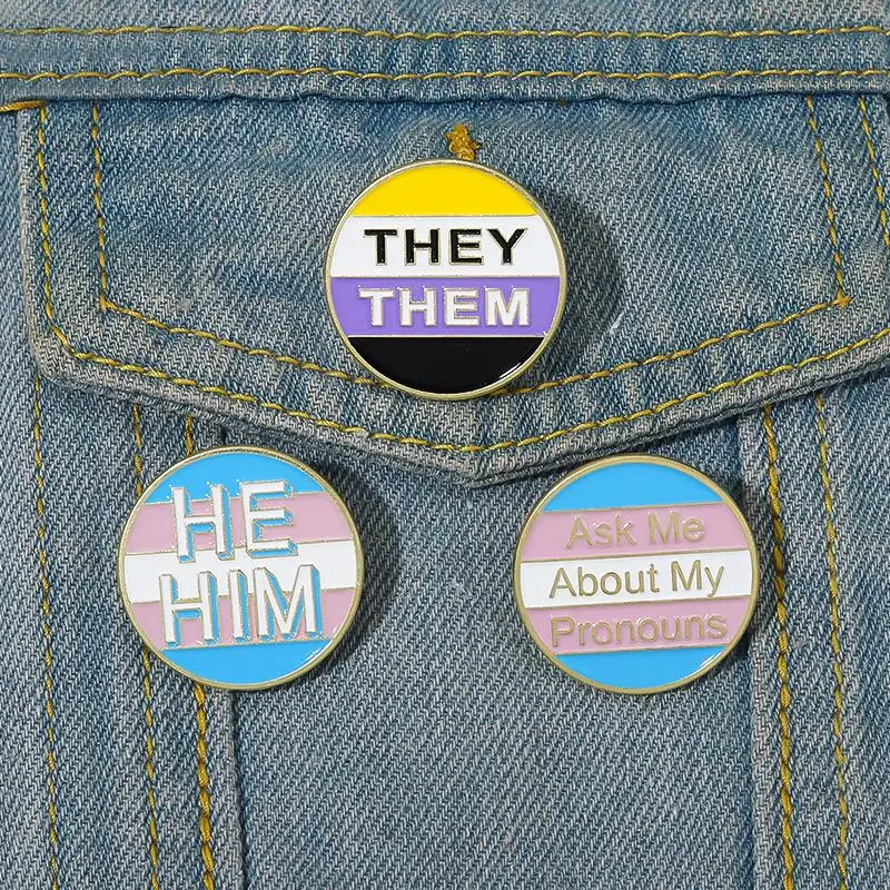 Ask Me About My Pronouns Enamel Pins Custom HE HIM THEY THEM Brooches Lapel Badges LGBT Jewelry Gift for Lovers Friends
Ask Me About My Pronouns Enamel Pins Custom HE HIM THEY THEM Brooches Lapel Badges LGBT Jewelry Gift for Lovers Friends