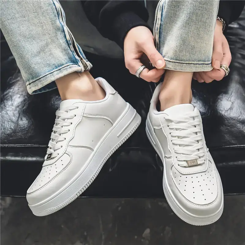 

Men Little white shoes Low Basketball Running Shoes Triple White for Women Sport Outdoor Sneakers Designer Tennis with Box