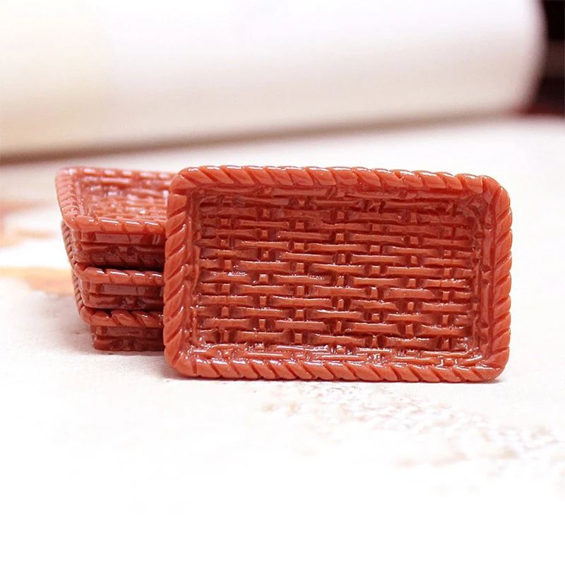 100Pcs Simulation Mini Rattan Plate Decor 3D Pastry Container Cute Resin Decoration Dessert Plate DIY Tableware about 35mm*20mm
100Pcs Simulation Mini Rattan Plate Decor 3D Pastry Container Cute Resin Decoration Dessert Plate DIY Tableware about 35mm*20mm