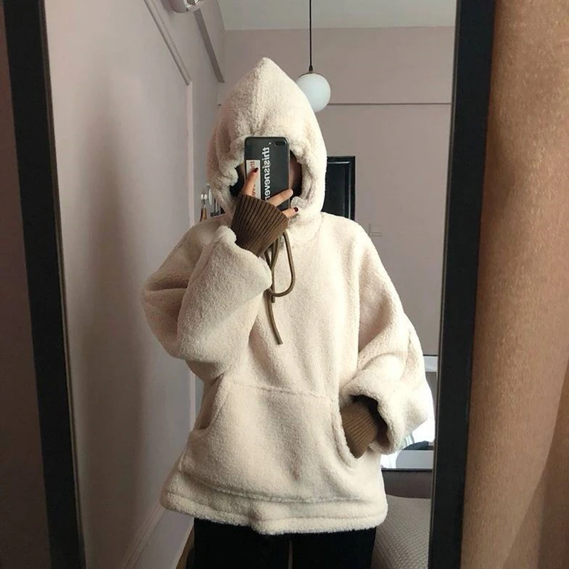 Lamb plush ins letter printed pullover hooded sweater for women's autumn and winter new loose fitting student top coat
Lamb plush ins letter printed pullover hooded sweater for women's autumn and winter new loose fitting student top coat