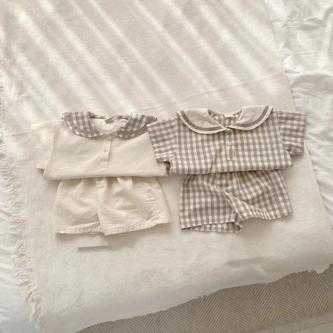 2023 Summer New Baby Navy Collar Plaid Clothes Set Children Short Sleeve Tops + Shorts 2pcs Suit For Boys Girls Infant Outfits
2023 Summer New Baby Navy Collar Plaid Clothes Set Children Short Sleeve Tops + Shorts 2pcs Suit For Boys Girls Infant Outfits