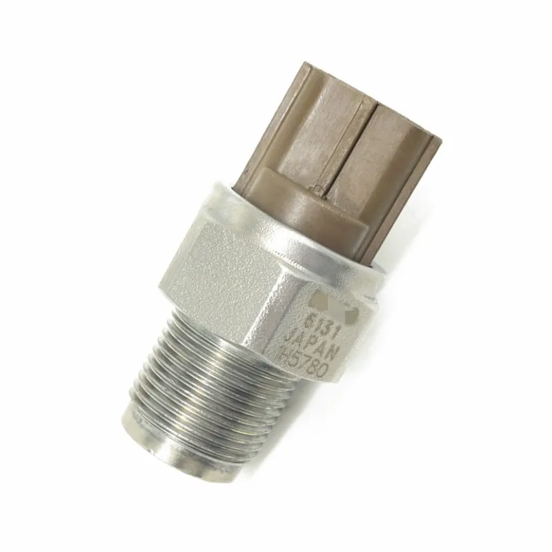 Fuel Common Rail Pressure Sensor 499000-6131 8981197900 For Nissan Navara D40 NP300 Pathfinder 2.5 DCI Isuzu- Holden 4HK1 6HK1
Fuel Common Rail Pressure Sensor 499000-6131 8981197900 For Nissan Navara D40 NP300 Pathfinder 2.5 DCI Isuzu- Holden 4HK1 6HK1