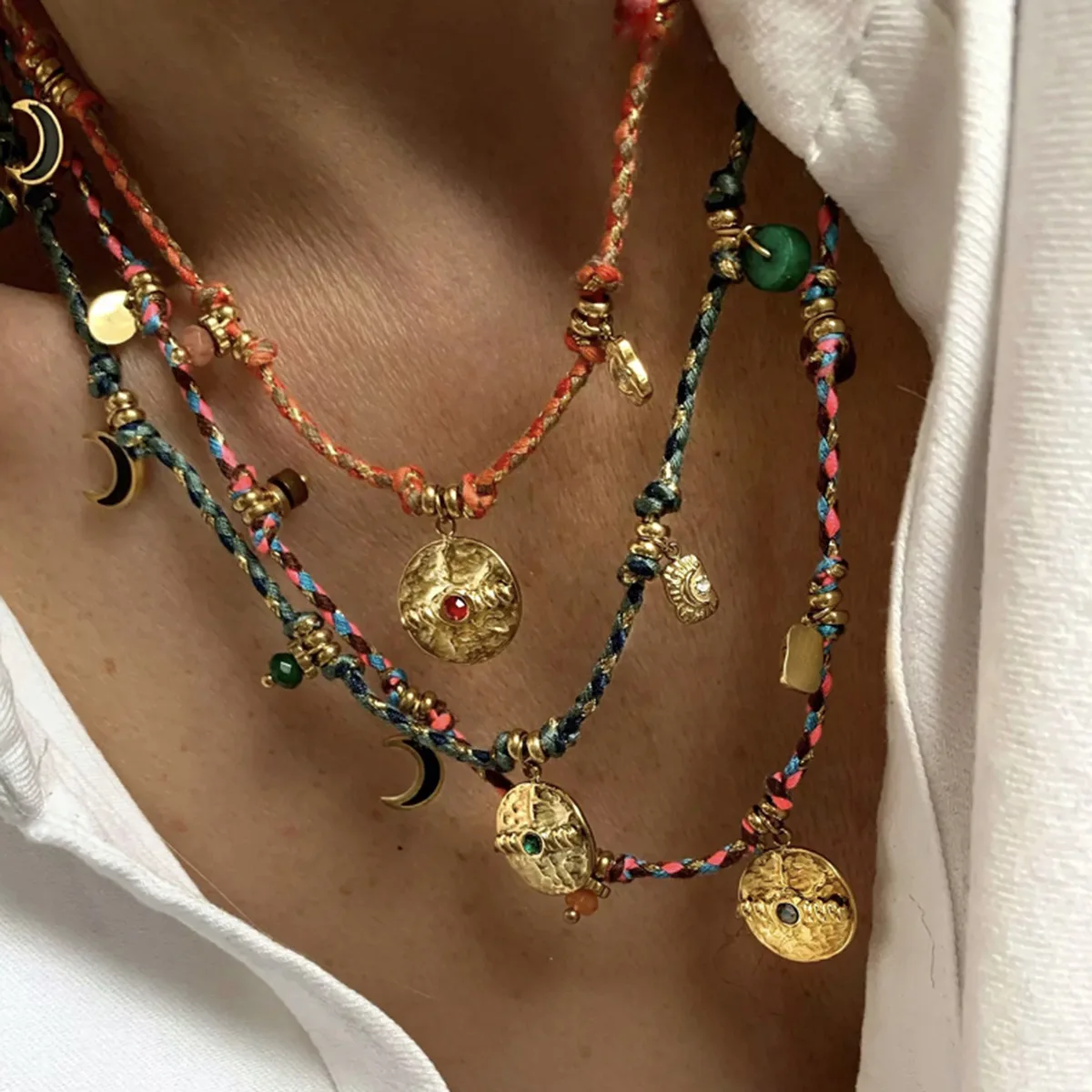 

Hot Sale French Style Retro Jewelry Gold Plated Stainless Steel Turquoise Stone Pendant Bohemian Braided Necklaces for Women