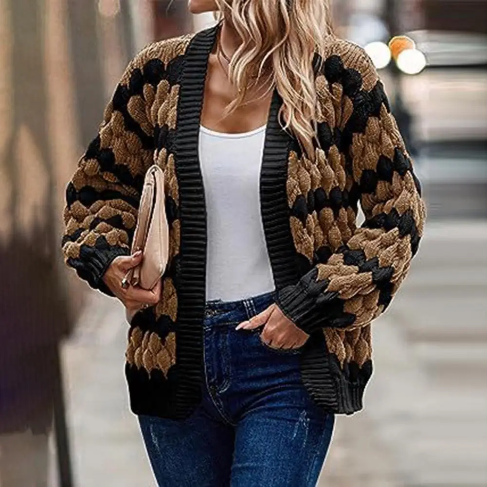 Fashion Women's Knitted Cardigan 2022 Autumn Winter New Color Matching Jacket Short Design Yellow Cashmere Cardigan Sweater Coat
Fashion Women's Knitted Cardigan 2022 Autumn Winter New Color Matching Jacket Short Design Yellow Cashmere Cardigan Sweater Coat