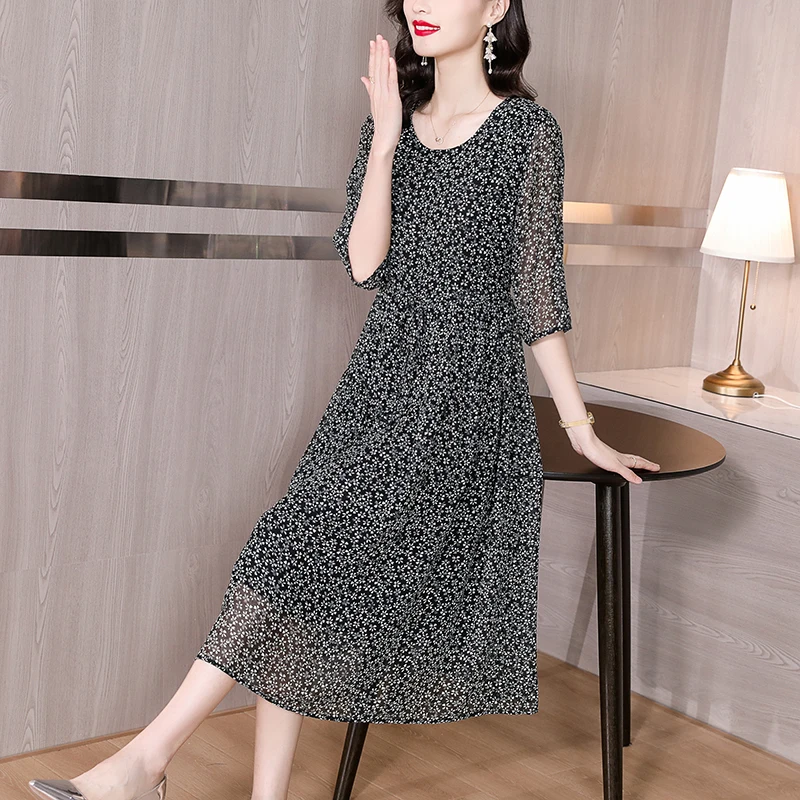 2023 New Fashion Chiffon Printed Dress Women's Summer Versatile Round Neck 3/4 Sleeve Loose Fit Casual Holiday Dress Vesidos
2023 New Fashion Chiffon Printed Dress Women's Summer Versatile Round Neck 3/4 Sleeve Loose Fit Casual Holiday Dress Vesidos